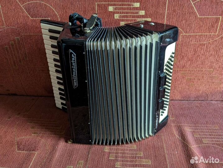 Аккордеон Weltmeister stella