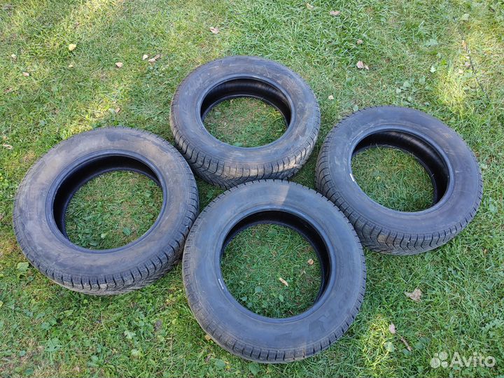 Pirelli Ice Zero 225/65 R17