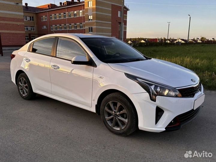 Аренда авто с выкупом Kia Rio рассрочка