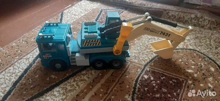 Экскаватор