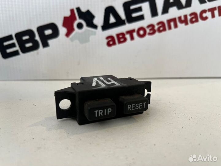 Кнопка Geely Emgrand Ec7 седан JL4G15D 2013