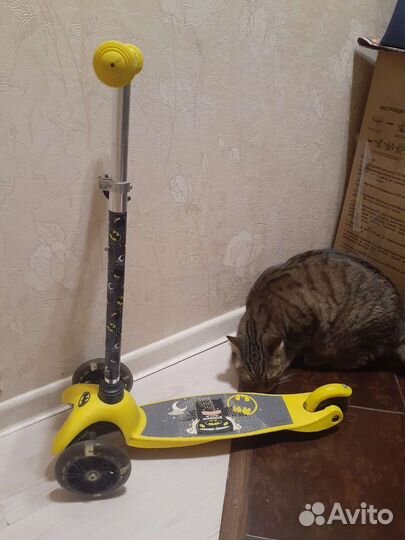 Самокат бетмон