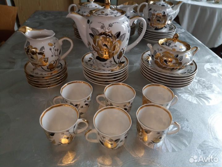 Сервиз чайный и кофейный 