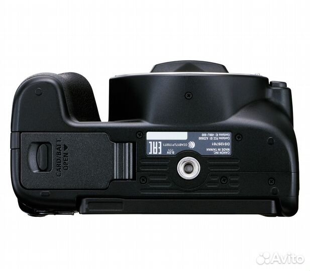 Зеркальный фотоаппарат Canon EOS 250D Kit EF-S 18-55 DC III