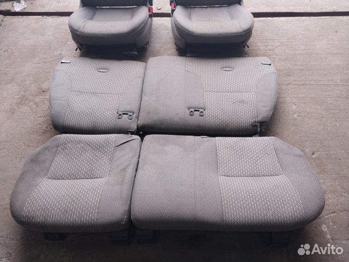Комплект сидений Ваз Калина универсал 8 клапанный