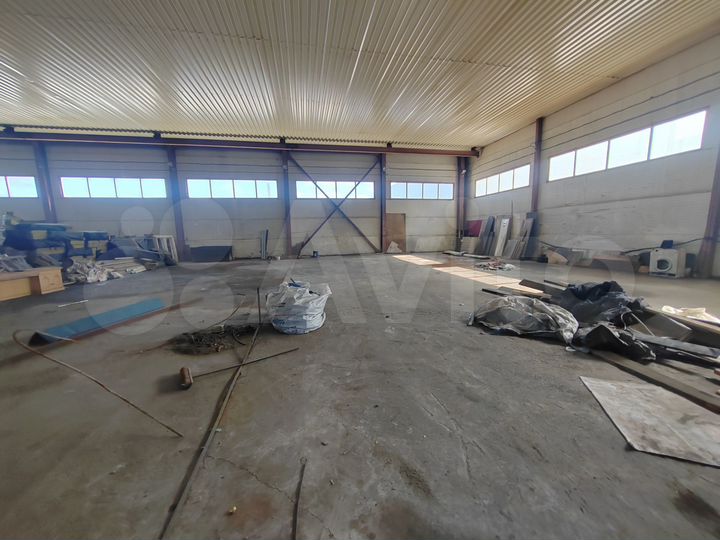 Склад, 300 м²