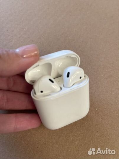 Apple air pods