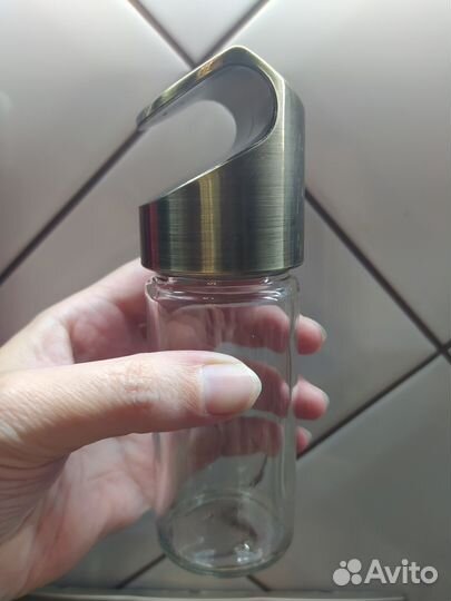 Емкость для сыпучих на рейлинг