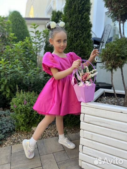 Платье для девочки очаровательное