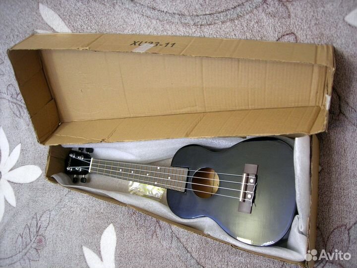 Новая чёрная укулеле концерт / есть доставка