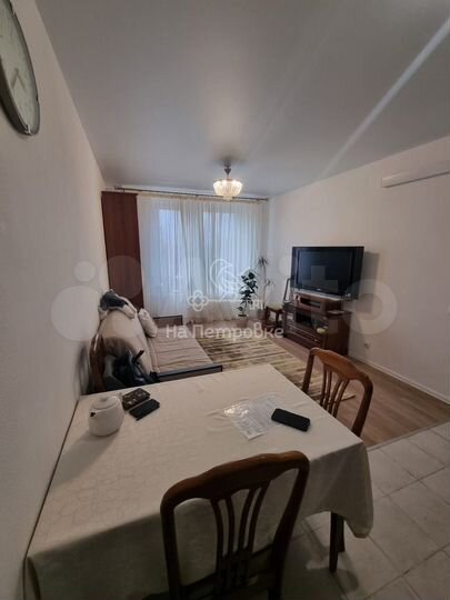 3-к. квартира, 57,3 м², 2/15 эт.