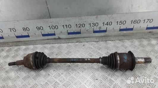 Привод задний правый jeep grand cherokee WK2 (MML0