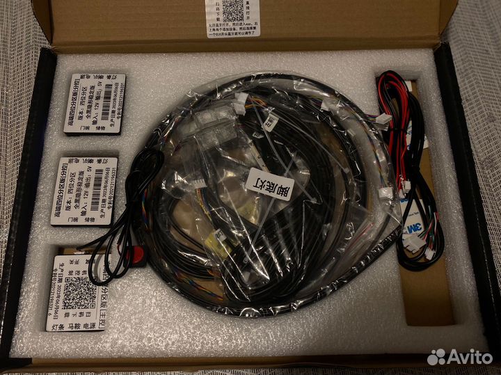 Контурная подсветка салона