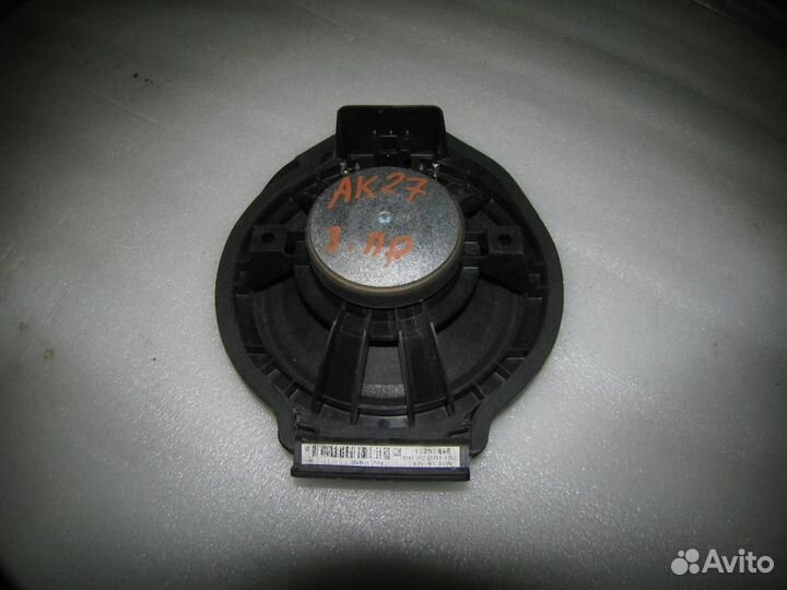 Динамик Opel Insignia