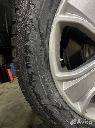 Nokian Tyres Hakkapeliitta 8 SUV 275/50 R20