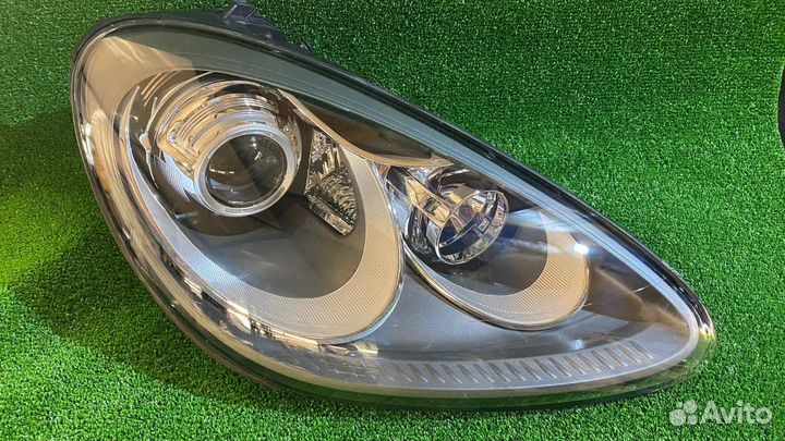 Фара правая Porsche Cayenne 958