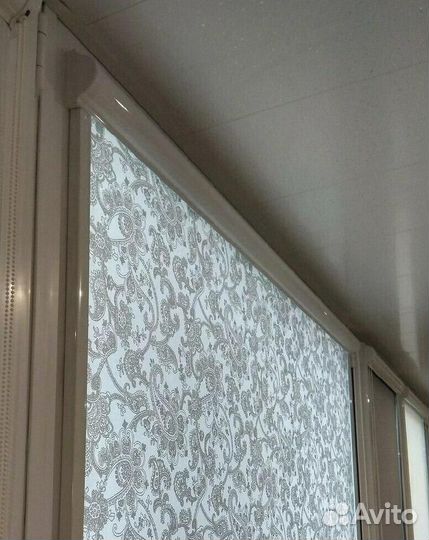 Рулонные шторы с направляющими