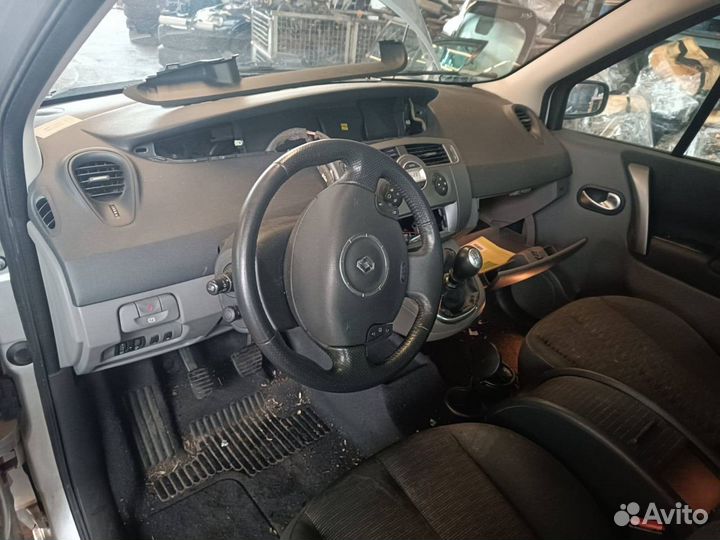 Форсунка топливная Renault Scenic 2 2006