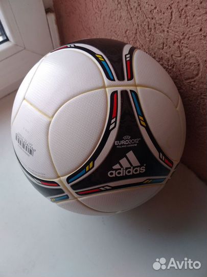 Футбольный мяч adidas tango 5