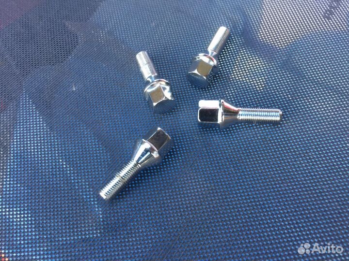 Болты колесные 20 шт 12/1,5