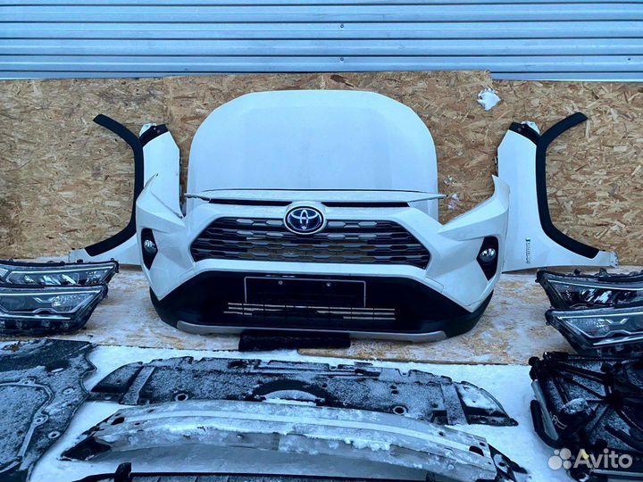 Toyota Rav4 xa 50 бампер капот ноускат