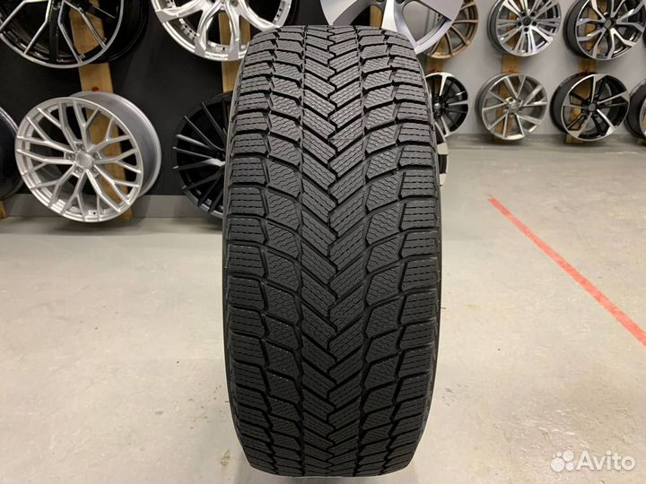 Michelin X-Ice Snow SUV 255/45 R20 105T