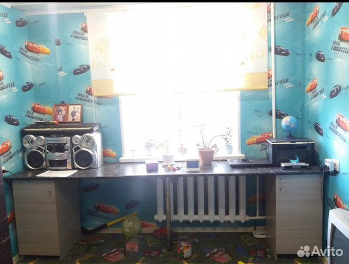 Письменный стол