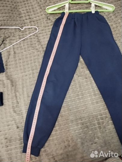 Спортивный костюм для девочки 134-140