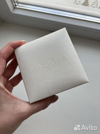 Pandora браслет
