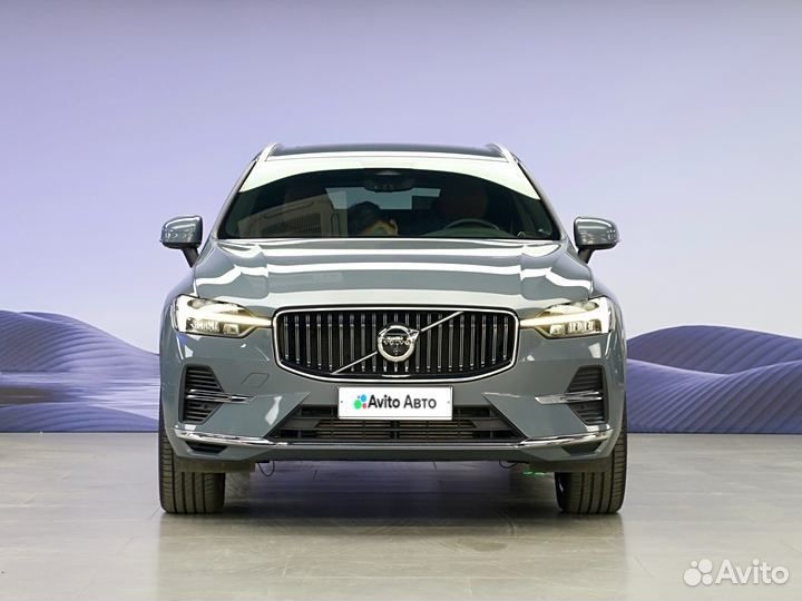 Volvo XC60 2.0 AT, 2022, 31 000 км