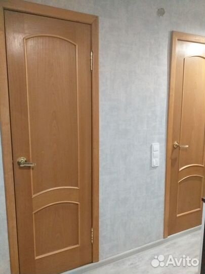 Межкомнатные двери бу с коробкой 80 и 60см