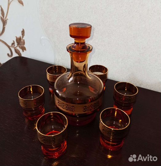 Штоф с рюмками Богемское стекло. Чехословакия