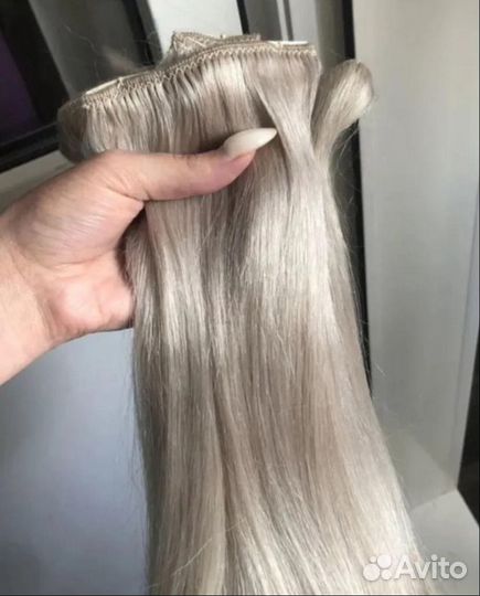 Волосы на заколках