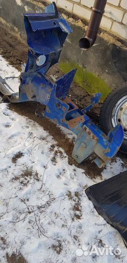 Ланжерон Логан левый