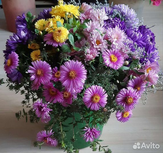 Букеты из живых цветов