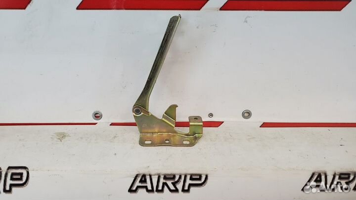 Петля капота правая Nissan Almera Classic B10