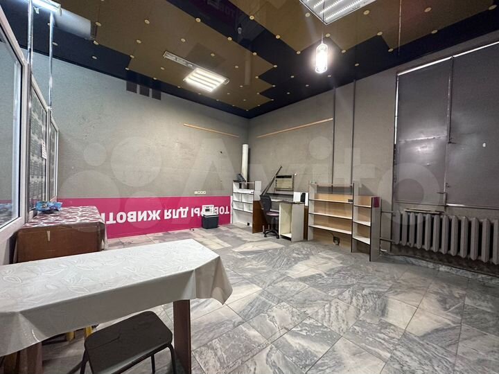 Торговое помещений на первой линии