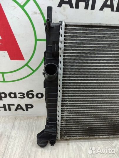 Радиатор охлаждения двигателя Ford Focus CB4 qqdb