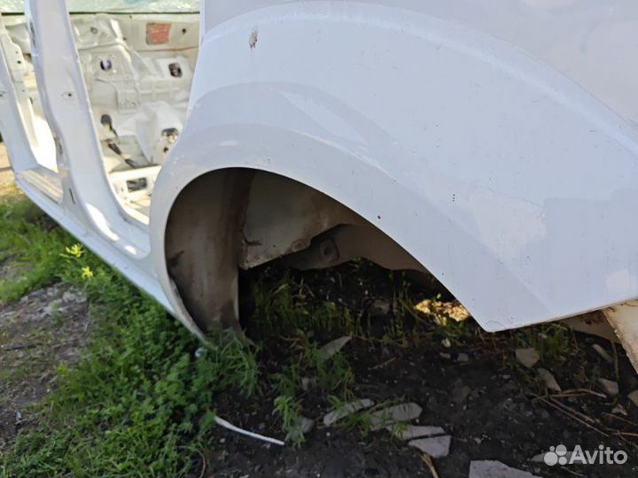 Крыло (четверть) заднее левое Ford Focus 2 хэтчбек