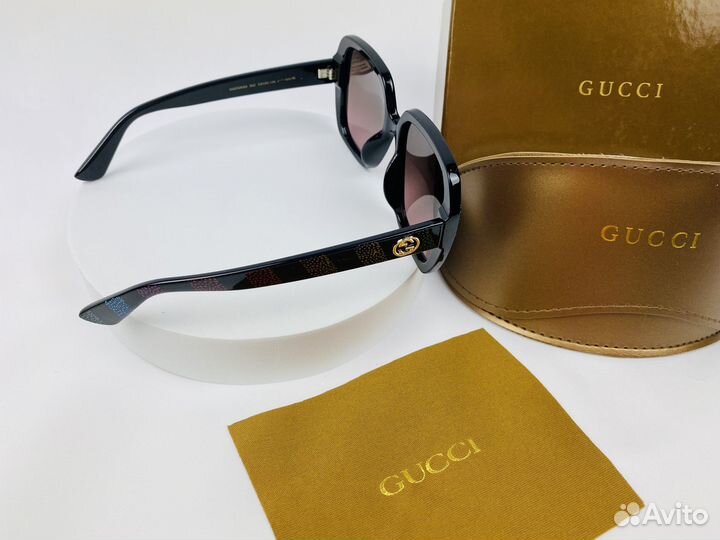 Солнцезащитные очки Gucci