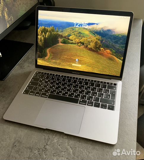 Ноутбук Apple MacBook Air 13 идеальное состояние