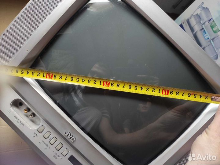 Телевизор JVC AV-14FT цветной работает