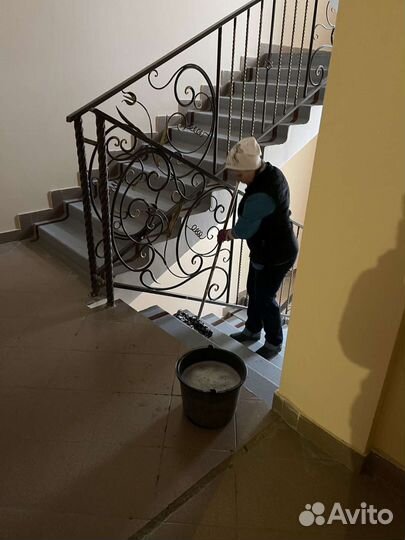 Уборка подъездов