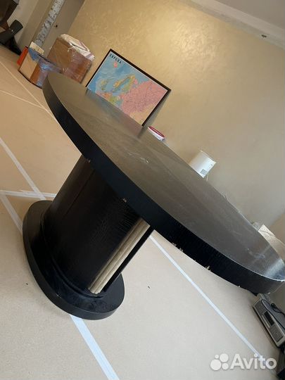 Стол обеденный на 6 персон овальный