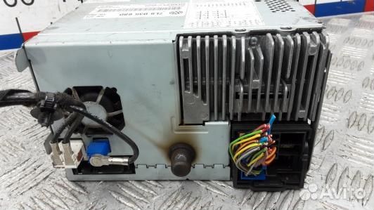 Магнитола volkswagen touareg 7L (7NT10I401)