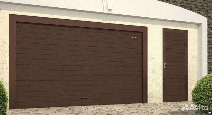 Готовые в наличии секционные ворота 