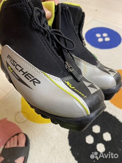 Беговые лыжи детские