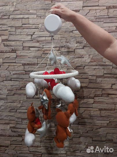 Мобиль на кроватку ручной работы