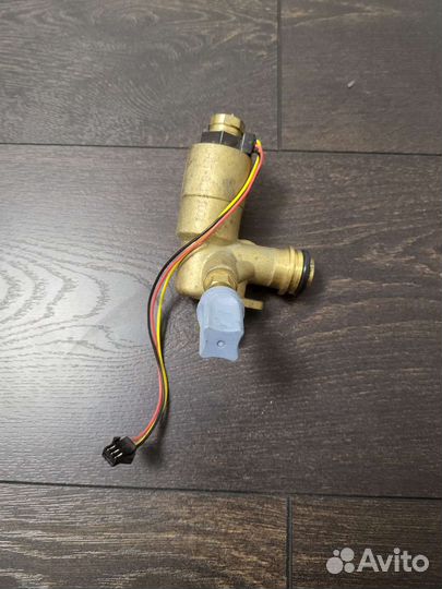 Трёхходовой клапан Arderia