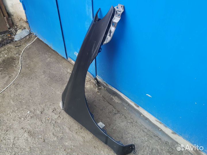 Toyota corolla 120 крыло переднее правое